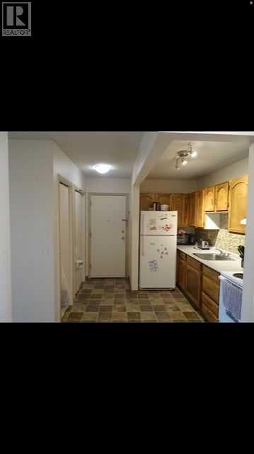 655 4 AV NE photo 6