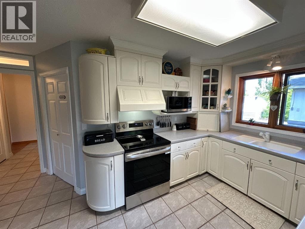 11905 91 Street photo 6