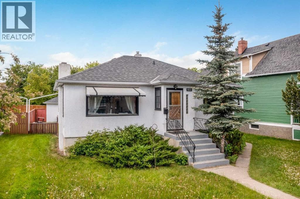 922&926 2 Avenue NW photo 9