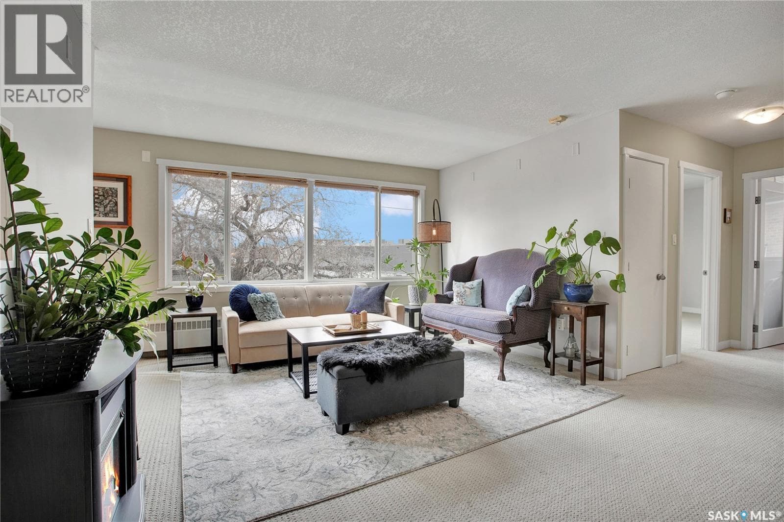 11 1604 MAIN STREET