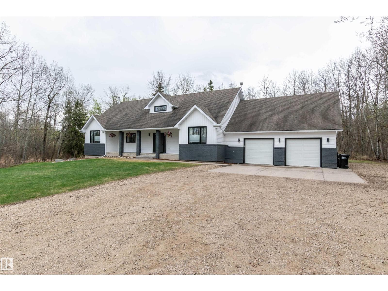 #61 52109 RGE ROAD 224