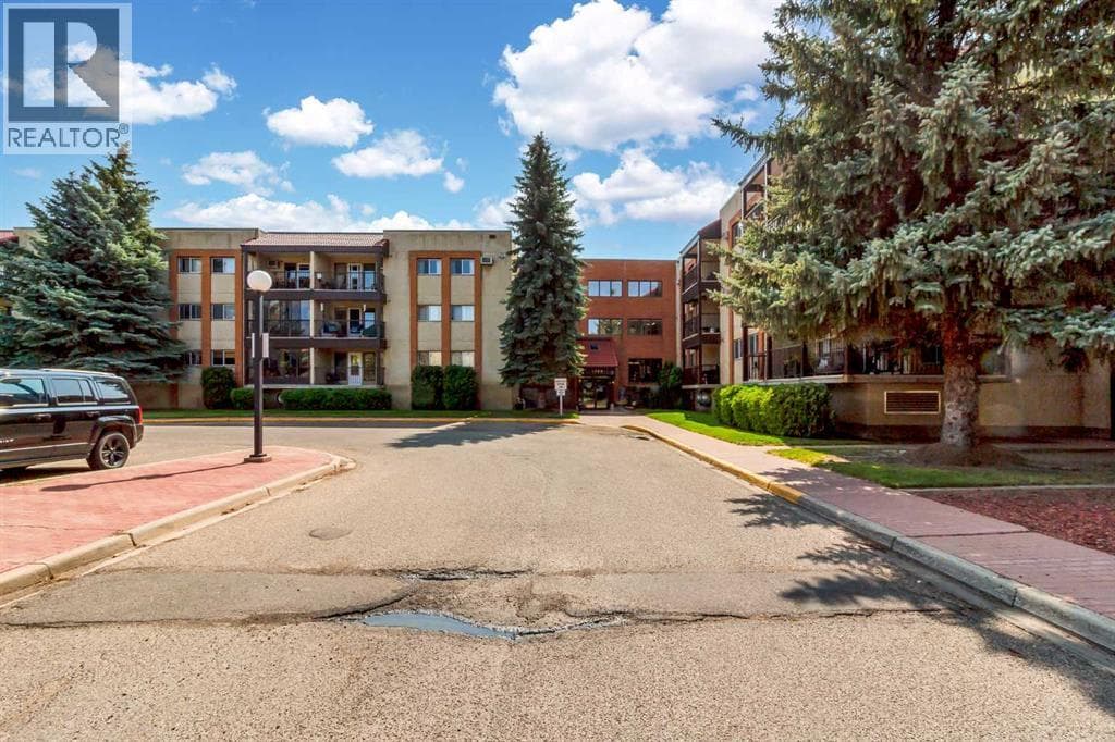 143, 1480 Southview Drive SE