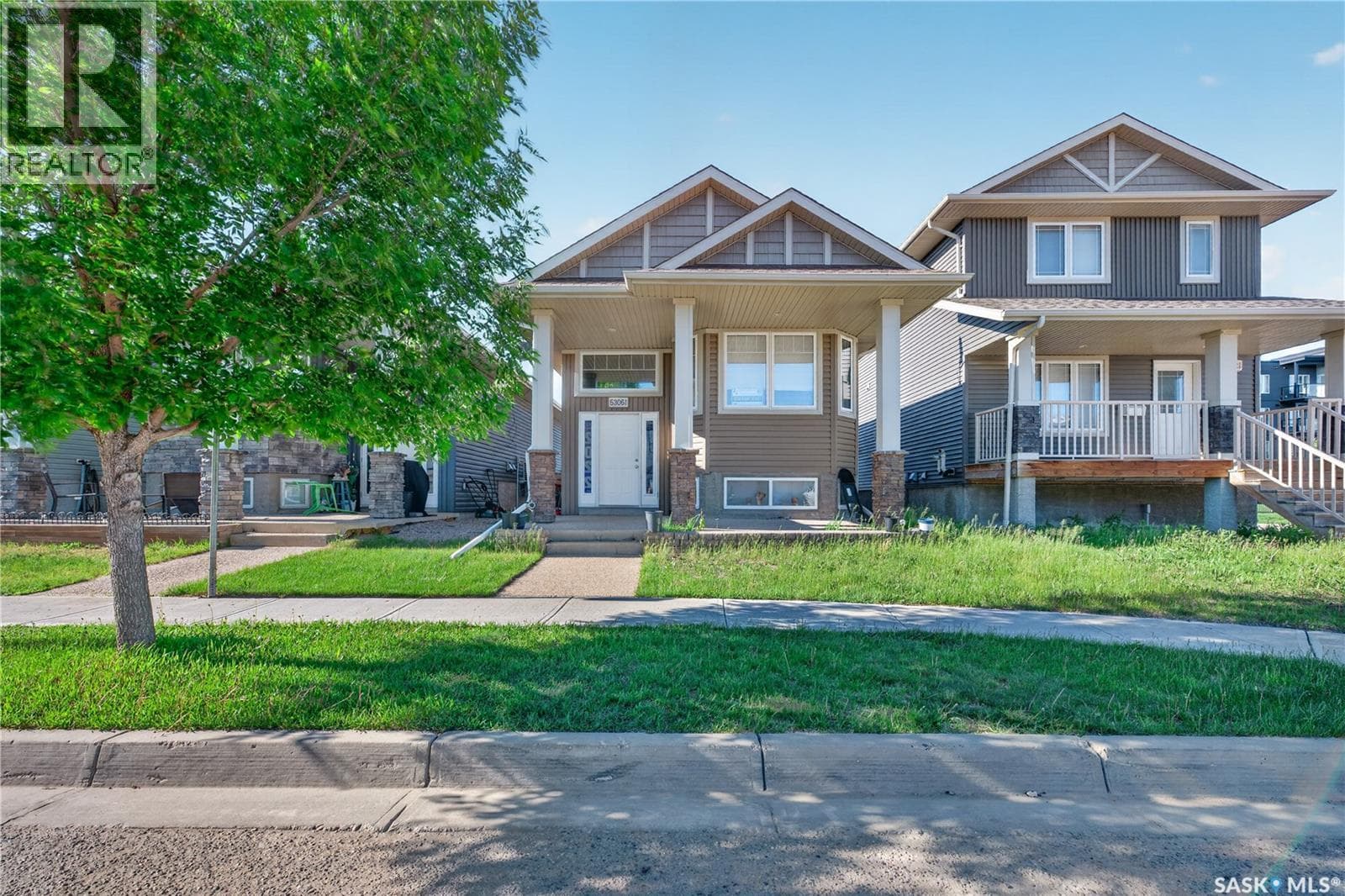 5306 Universal CRESCENT
