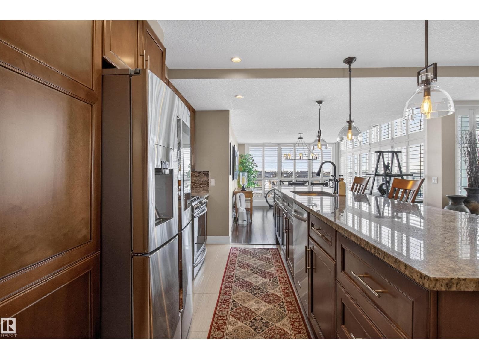 #405 1350 WINDERMERE WY SW